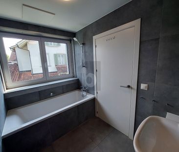 MIT BALKON UND MODERNER AUSSTATTUNG - Foto 1