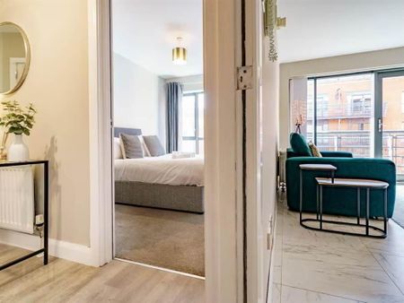 E8 Central Park, Adelaide Street, Belfast, BT2 8ED - Photo 5