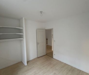 Location Appartement 2 pièces 30m² MONTMORILLON 86500 - Photo 1