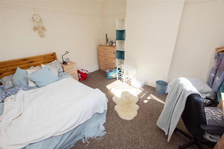 7 bedroom house to rent - Photo 2