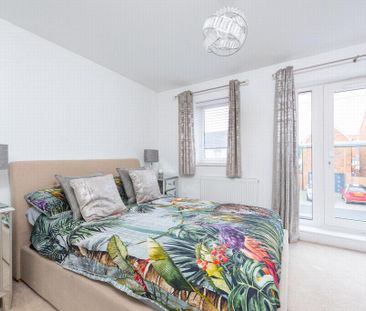 2 bedroom end of terrace house to rent - Photo 5