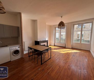 Location Appartement 3 pièces 70m² ST ETIENNE 42000 - Photo 2