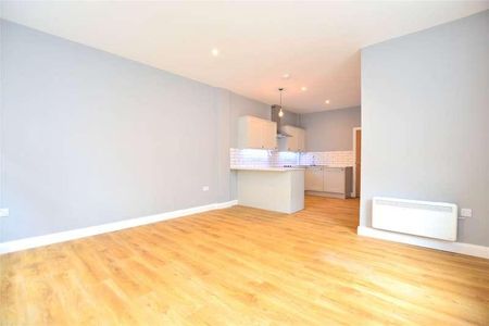 Station Road, Gloucester, Gloucestershire, GL1 - Photo 2