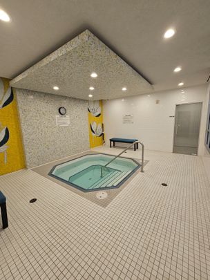 For Lease - 372 Highway 7 East Road Unit# 611, Richmond Hill, Ontario - Photo 1