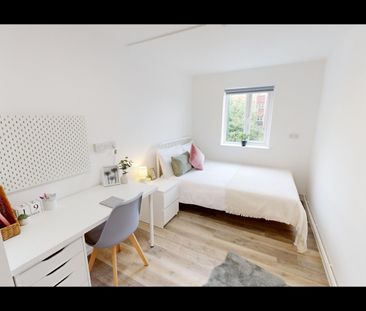 Room in a Shared Flat, Russell St, NG7 - Photo 4