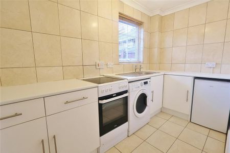 1 bedroom terraced house to rent - Photo 3