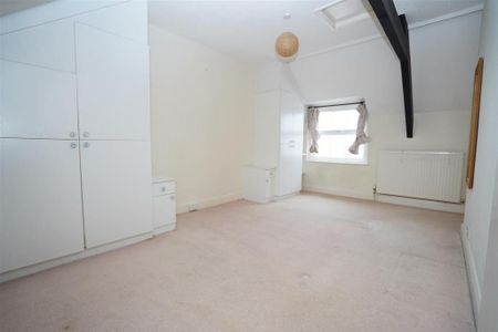 2 bedroom cottage to rent - Photo 2