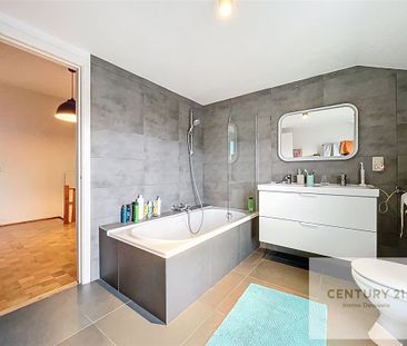 Huis te RHODE-SAINT-GENESE (1640) - Photo 1