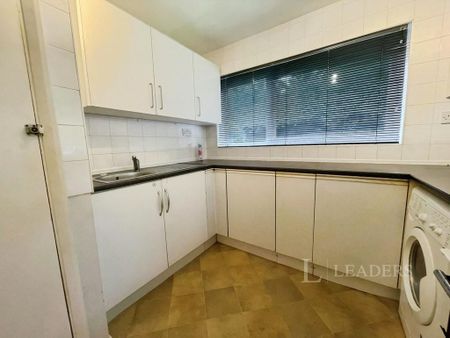 2 bedroom apartment to rent - Photo 3