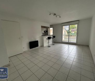 Location Appartement 2 pièces 46m² LE TRAIT 76580 - Photo 3
