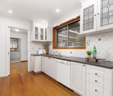 13 Kevin Street, Bundoora VIC 3083 - House For Rent | Domain - Photo 6