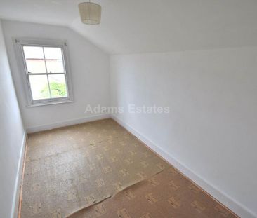 4 bedroom terraced house to rent - Photo 2