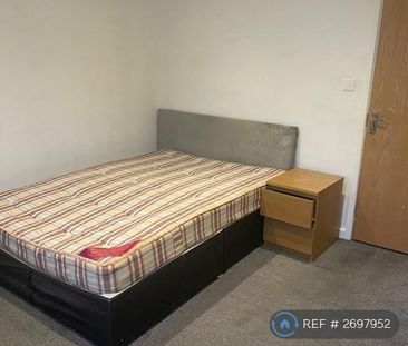 1 bedroom in a house share to rent - Photo 3