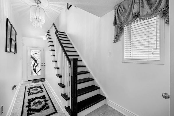 For Lease - 28 Sugarberry Drive, Brampton, Ontario - Photo 1