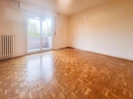 Bel appartement idéalement placé dans un quartier résidentiel paisible - Photo 5