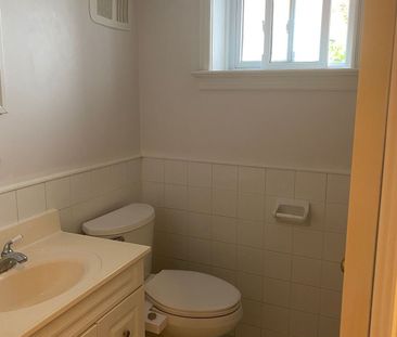 For Lease - 36 Newton Drive, Toronto, Ontario - Photo 5