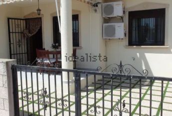 Alquiler de chalet adosado en Avenida Príncipe de Asturias