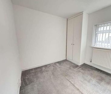 Crown Street, Crumlin, NP11 - Photo 3