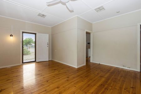 2 Napier Street, Renown Park - Photo 3