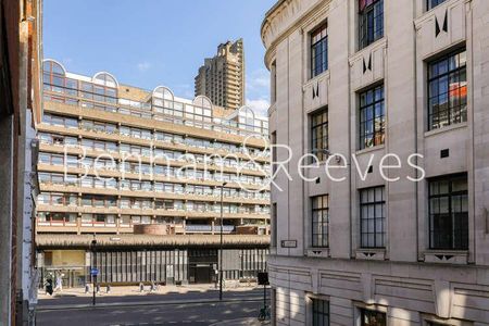 Pilgrims Court, Carthusian Street, EC1M - Photo 3