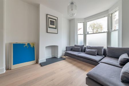 Queens Road , E17 8QP - Photo 4