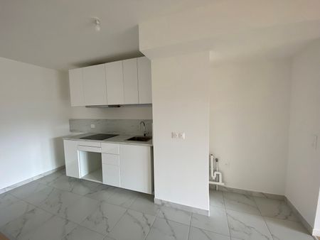 Appartement Nanterre 3 pièce(s) 67.82 m2 - Photo 3