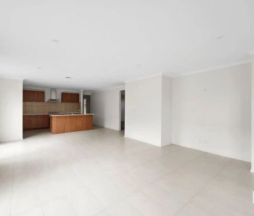 24 Lythrum Street, Doreen VIC 3754 - Photo 6