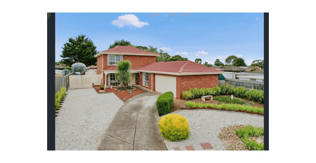 SPACIOUS FAMILY LIVING IN A PEACEFUL COURT LOCATION - Photo 2