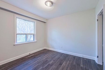 For Lease - 90 Flamborough Drive, Toronto, Ontario - Photo 5