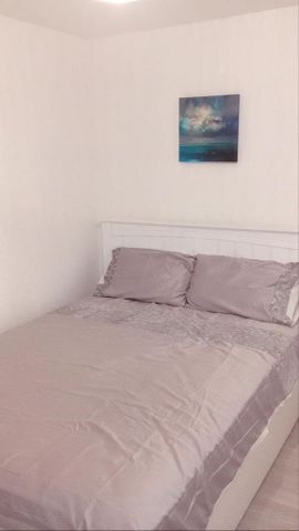 3 bedroom flat to rent - Photo 3