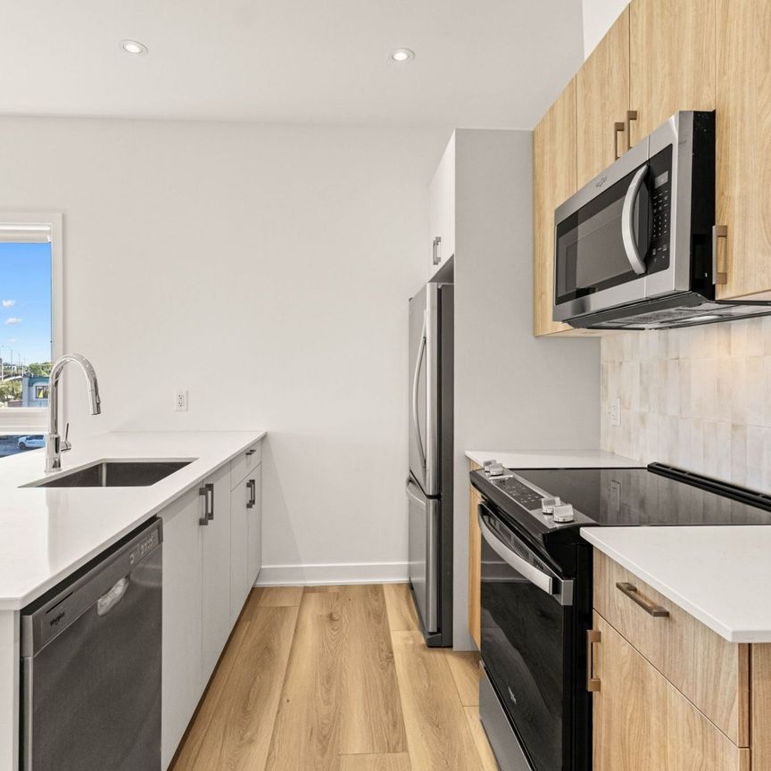 5 Rue d'Orly, #301 - Photo 1