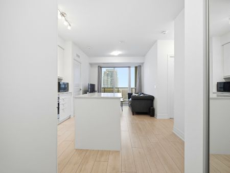 For Lease - 30 Elm Drive Unit# 2401, Mississauga, Ontario - Photo 3