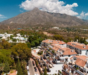 Holiday apartment with terrace and pool in the New Golden Mile, Mar... - Photo 2