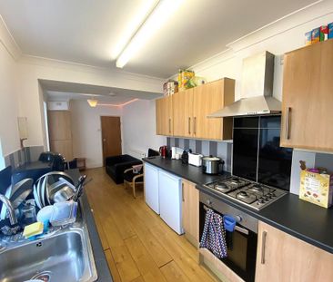 5 bedroom terraced house to rent - Photo 6