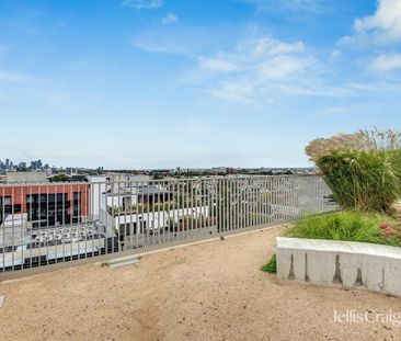 Two Bedroom Apartment in the Award Winning Nightingale Apartments - Photo 6