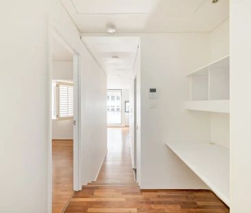 “Urban living in the renowned 'North' building” - Photo 6