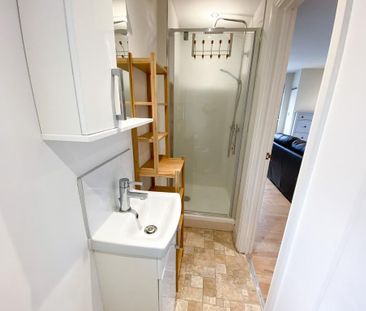 Studio to rent - Photo 5