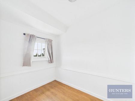 1 bedroom Flat To Let - Photo 3
