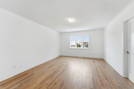 For Lease - 36 Virro Court, Vaughan, Ontario - Photo 2