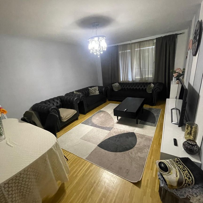 Bofinksvägen, Västerås - Photo 1