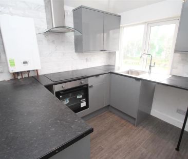 St. Albans Road, HP2 4BA, Hemel Hempstead - Photo 2