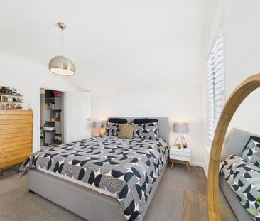 5 bedroom semi-detached house to rent - Photo 5