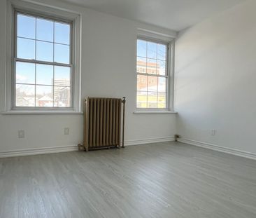 For Lease - 31 King Street Unit# Unit 1, Oshawa, Ontario - Photo 5