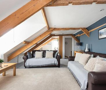 3 bedroom apartment to rent - Photo 2