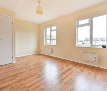 Elder Close, Guildford, Surrey, GU4 - Photo 4