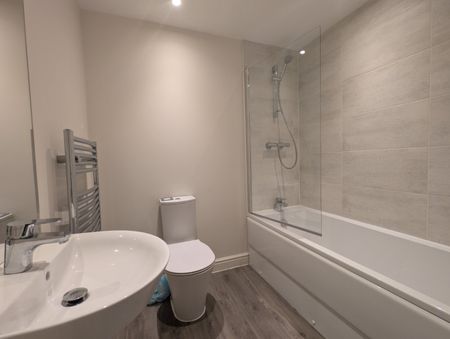 2 bedroom apartment to rent - Photo 5