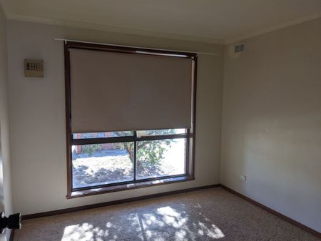 Centrally Located Unit! - Photo 5