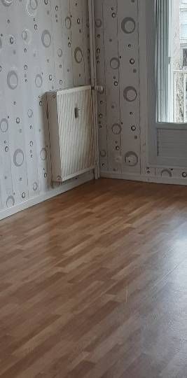 À CHARLEVILLE MEZIERES - Photo 1