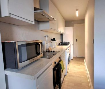 1 bedroom flat to rent - Photo 4