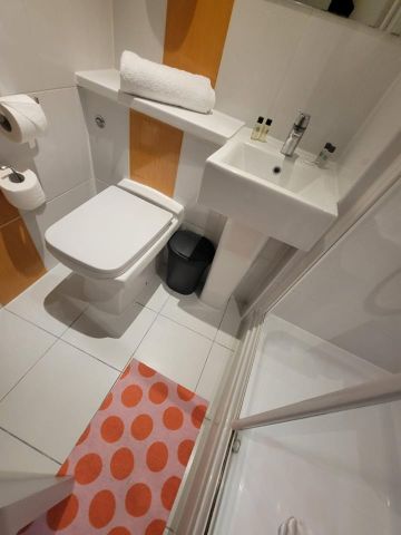 Studio Flat, London Road, CR7 - Photo 5